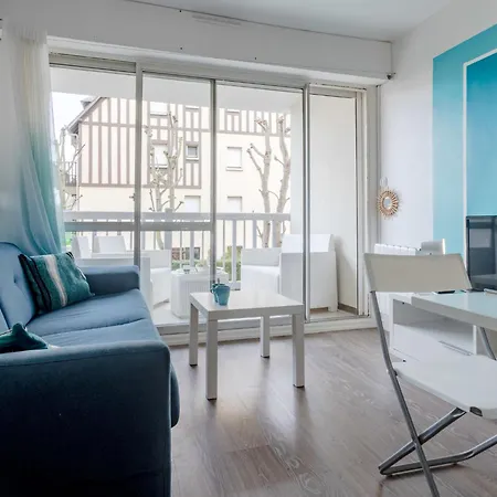 La Fontaine By Interhome